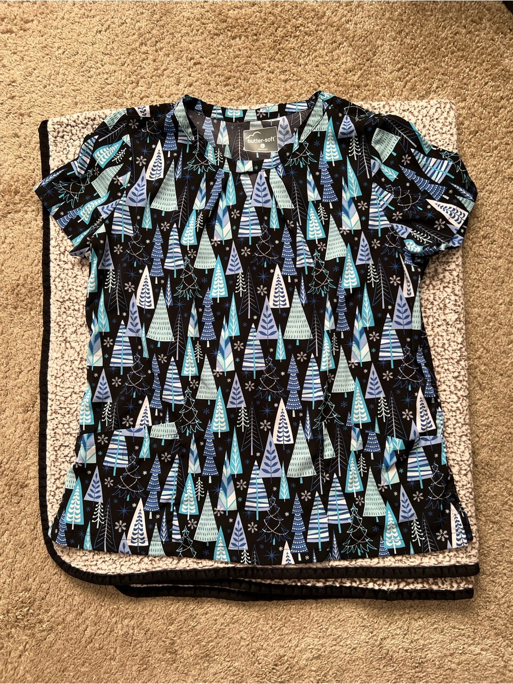 Uniform Advantage Black Short-Sleeve Top with Blue & Aqua Tree Print